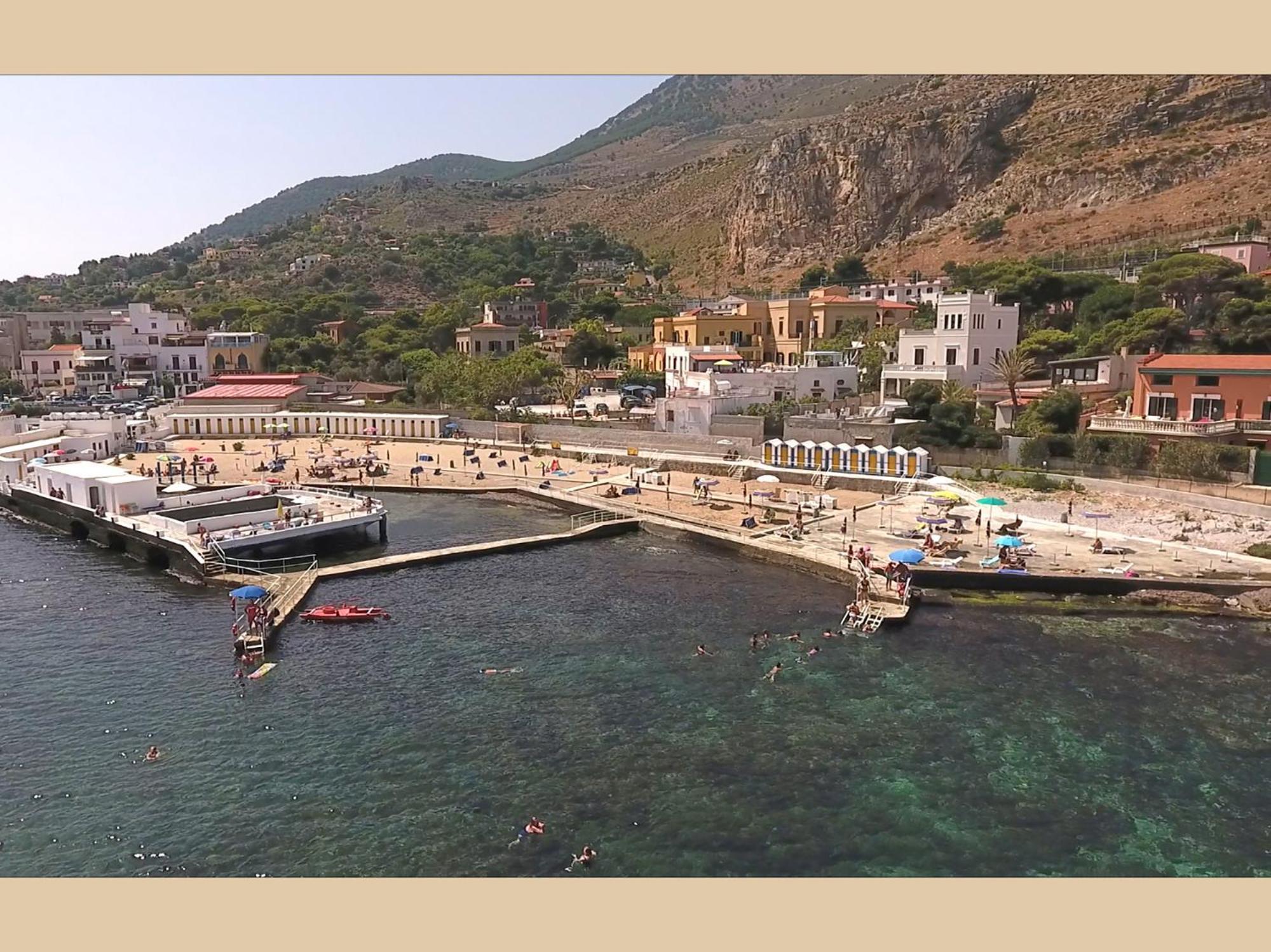 Small Paradise Palermo Exterior photo